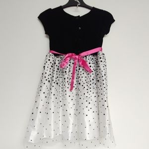 Size 7(6x) newberry girl dress: worn once